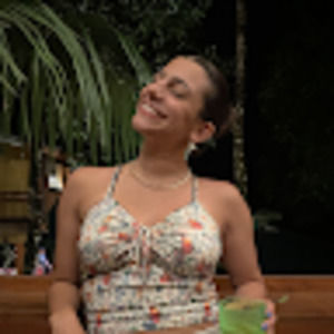 Meet your Posher, Maya